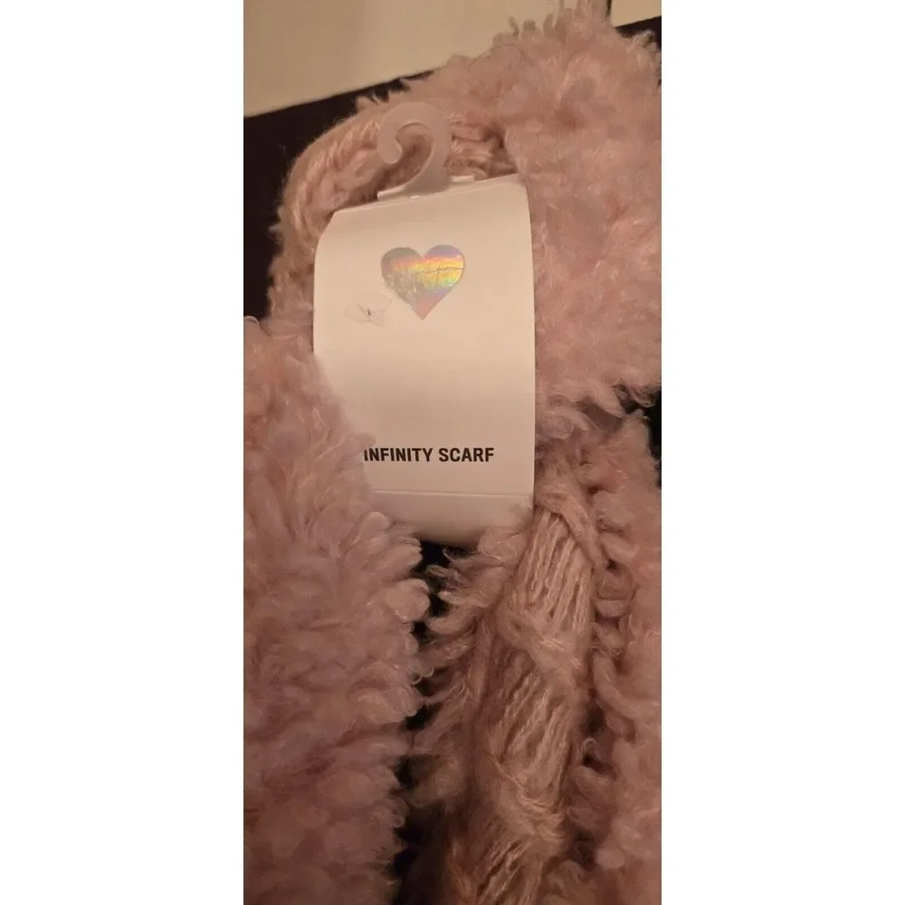NWT The Children's Place Girls One Size‎ Infinity Scarf Light Pink